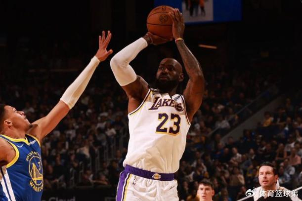 狂胜28分，又24分大胜！NBA最神奇队伍诞生，老詹要冲击第5冠|湖人|勒布朗·詹姆斯|俄克拉荷马雷霆队|勒布朗-詹姆斯|尼古拉-约基奇_新浪体育_新浪新闻