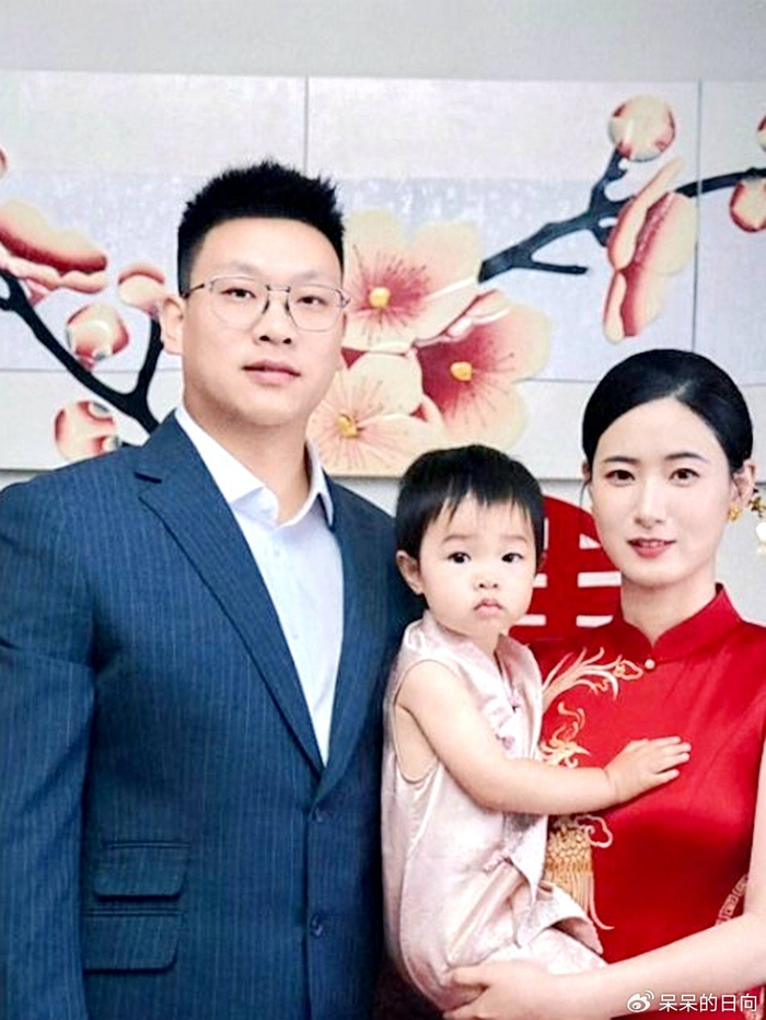 新球体育网页版-中国乒乓球一幕后功臣举办婚礼,因孙颖莎与娇妻结缘,已育有宝宝|王翔|河北|翔哥|教练|莎莎_新浪体育_新浪新闻